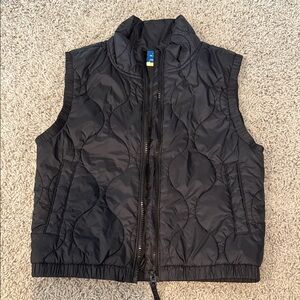 Girls L 10/12 Black Quilted Vest